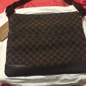 Gucci Messenger (Brown)